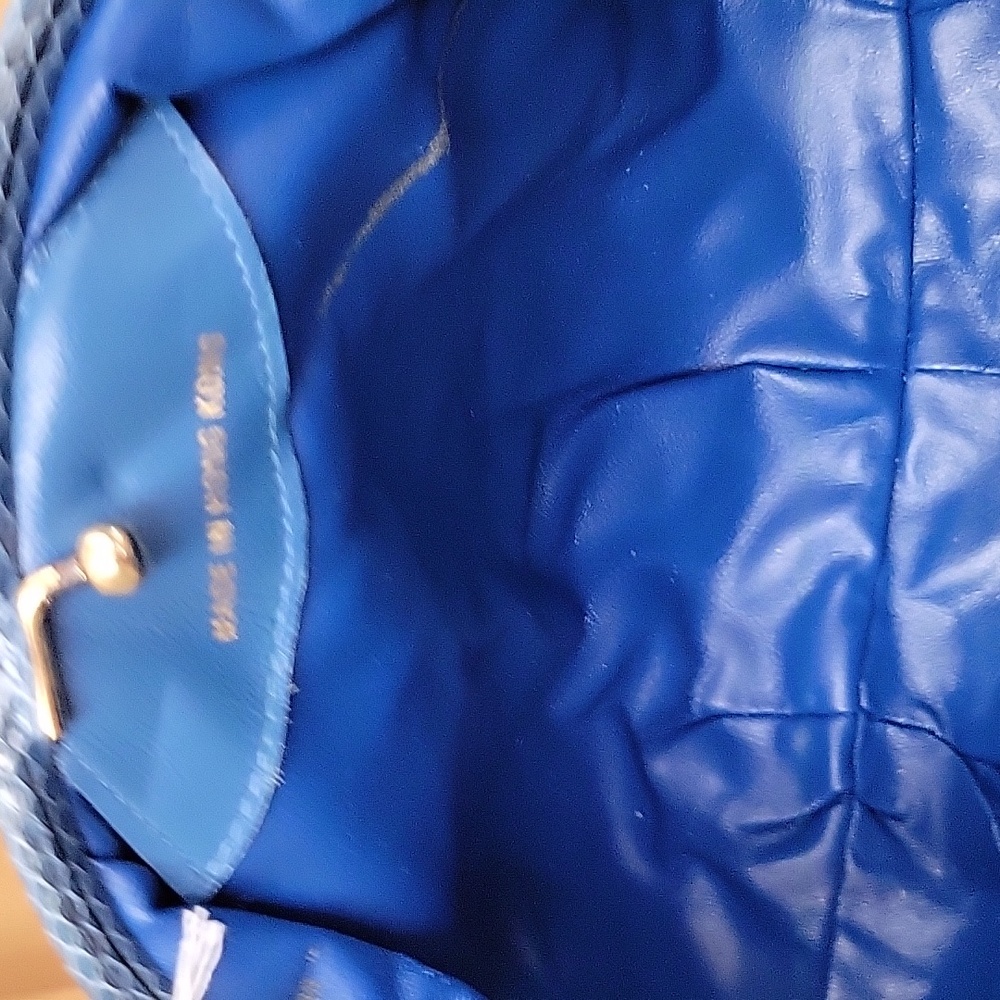 Blue genuine snakeskin clutch - Picture 5 of 7